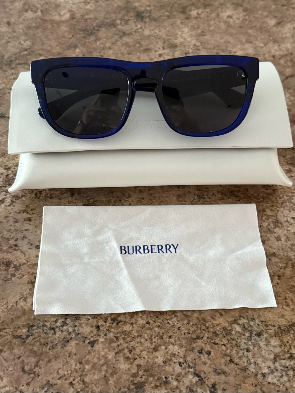 Burberry BE4431U 4114/87 Check Blue Square Sunglasses 56mm Made In Italy